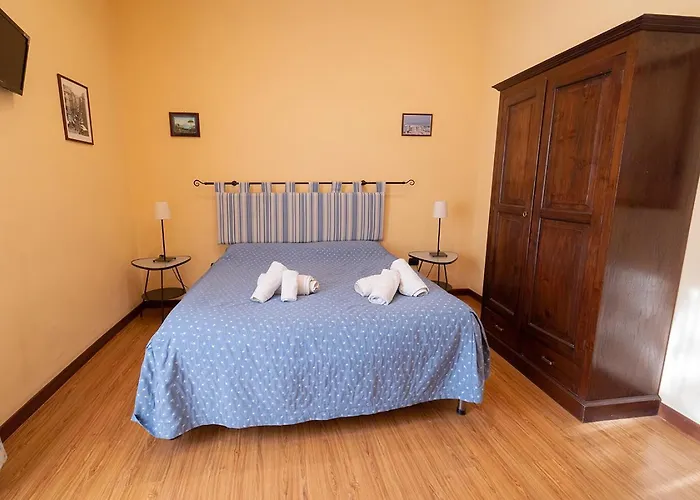 Medina Art & Lifestyle H., By Clapa Group Dislocated Hospitality בית הארחה נאפולי