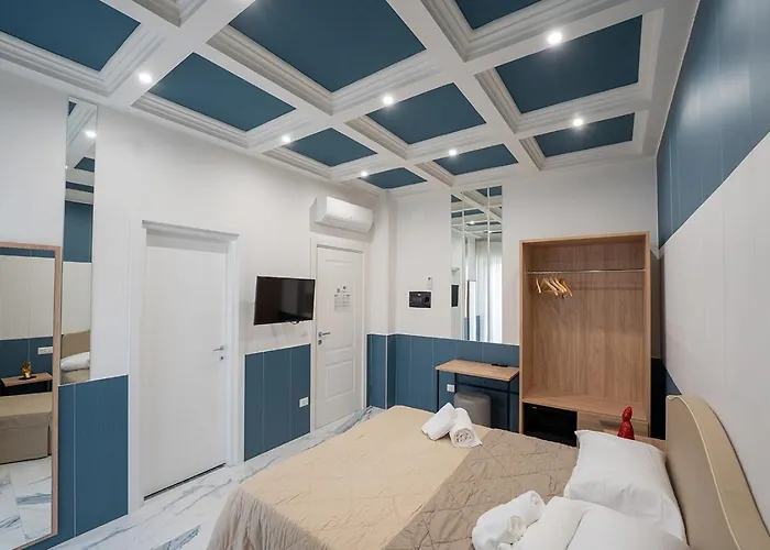 Medina Art & Lifestyle H., By Clapa Group Dislocated Hospitality בית הארחה נאפולי